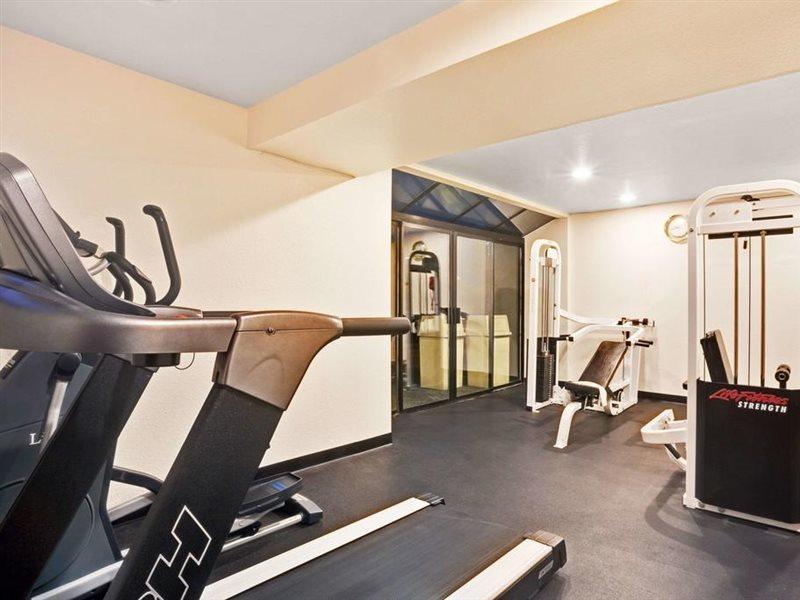 Ramada By Wyndham Tukwila Southcenter Ξενοδοχείο Εξωτερικό φωτογραφία